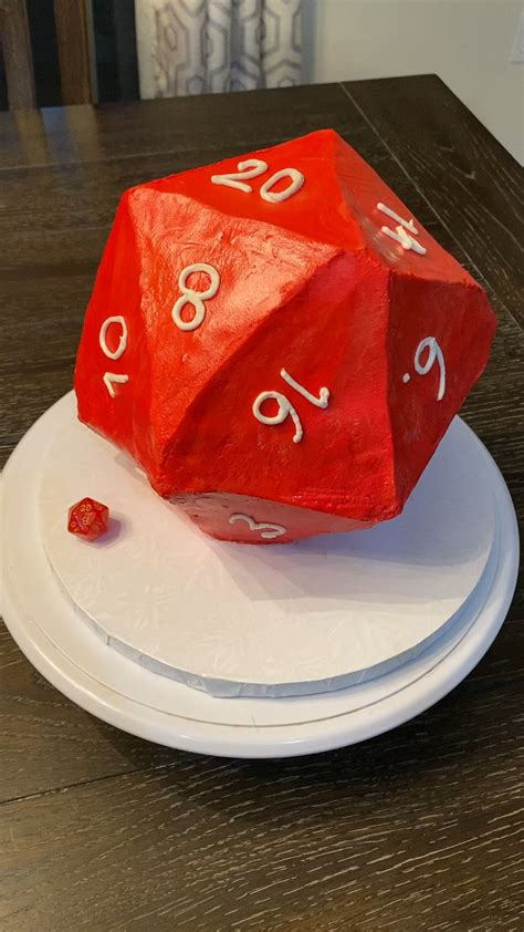 Art I Made A D20 Cake For Vin Diesels Birthday Today Rdnd