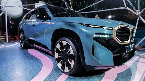 2023 Bmw Xm Plug In Super Suv Makes A Strong First
