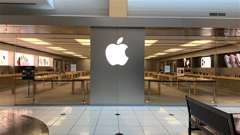 Apple Store Closings 11 Stores Temporarily Closing Due To Covid 19
