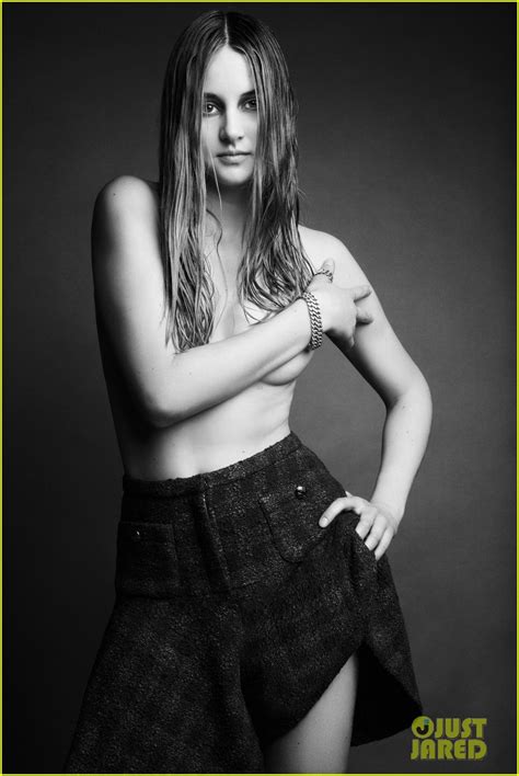 Shailene Woodley Topless For Interview Magazine Photo