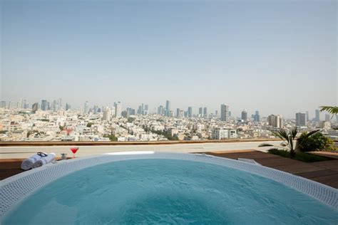Roof Top Pool In Tel Aviv The Carlton Tel Aviv Hotel