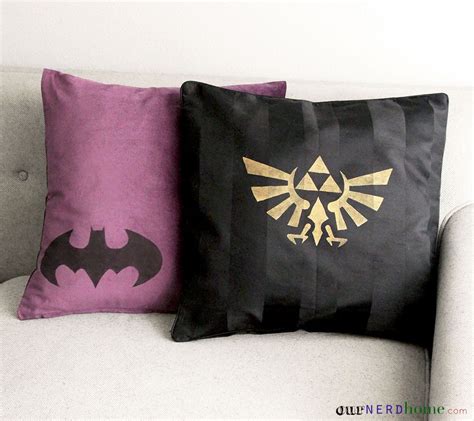 Diy Geek Home Decor Geek Pillows Batman Legend Of Zelda Geek Home