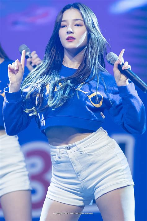 The Most Sexiest Outfit Of Nancy Momoland Koreabae 48600 Hot Sex Picture