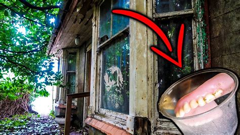 This Abandoned House Had Everything Left Behind Youtube