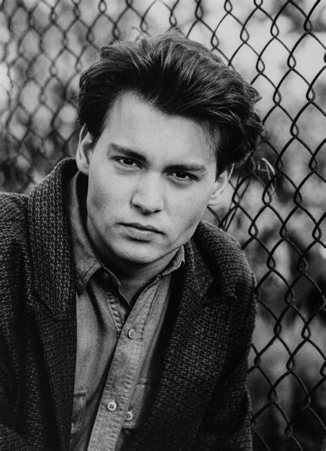 This is a blog dedicated to the amazing john christopher depp ii. Johnny Depp - Photoshoot 1988 | Young johnny depp, Johnny ...