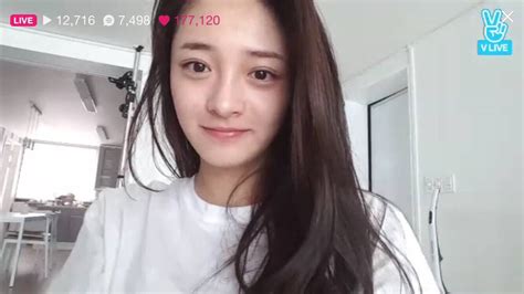 kpop this idol impresses with her bare face kpop news and lyrics