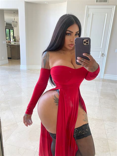 Brittanya Razavi On Twitter Amber Turd Has Crapped On Her Last Bed