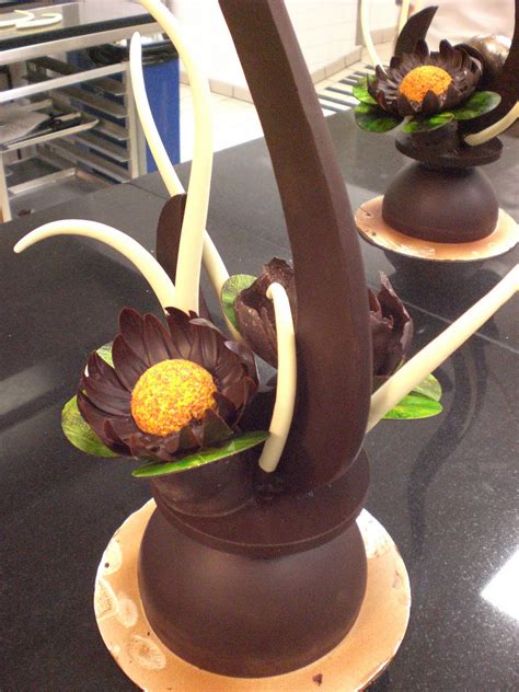 Baking Blind Chocolate Showpiece