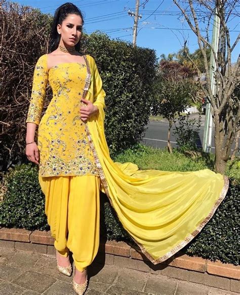 Punjabi Suits In 2020 Punjabi Outfits Designer Dresses Indian Dress