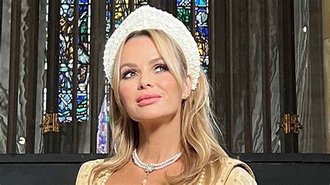 Amanda Holden Looks Incredible In A Period Gown As She Describes Queen