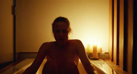 Nude Video Celebs Evan Rachel Wood Nude Into The Forest