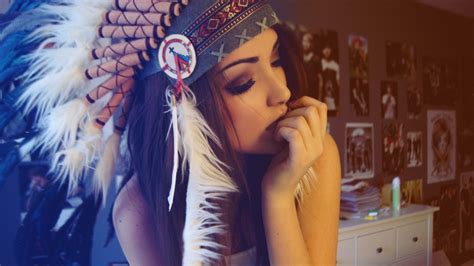 Native Americans Indian Women Headdress Hd Wallpaper