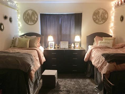 College Dorm Room Pink Gray And Gold College Dorm Rooms College