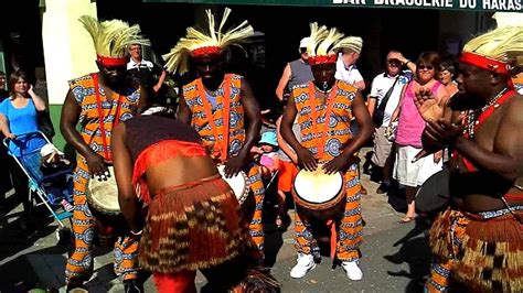 Culture Et Tradition Lari Du Congo Brazzaville Ambiance Dominicale A