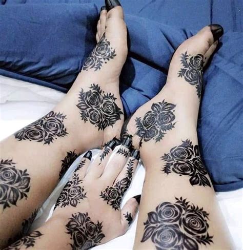 henna hand tattoo hand tattoos quick fashion moda fashion styles fashion illustrations