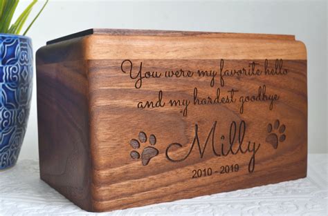 Personalized Pet Urn Memorial Box Dog Cat Walnut Wood Etsy Pet Urns