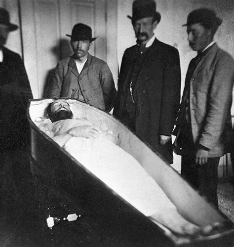 Arriba 101 Foto El Asesinato De Jesse James Por El Cobarde Robert Ford