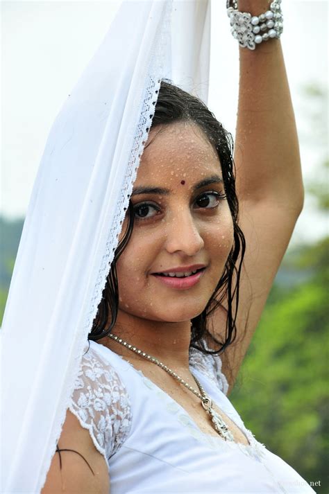 Cute Photos Malayalam Movie Actress Bhama Latest Photos