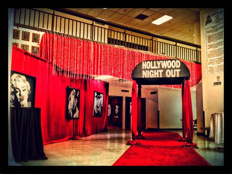 High School Goes Hollywood For Prom Prom Themes Hollywood Party