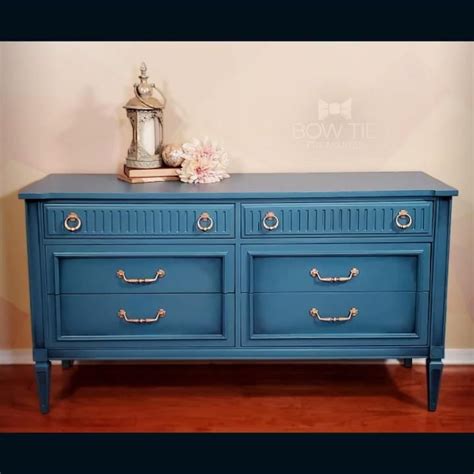 Chalk Painted Teal Dresser With Dark Shading Video Painted
