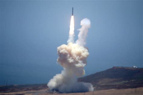 Pentagon Successfully Tests Icbm Defense System For First Time