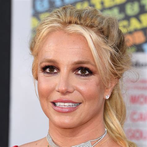 Britney jean spears is an american, singer, dancer, and actor, born on december 2, 1981, in macomb mississippi, and raised in kentwood louisiana. Britney Spears Bio, Height, Boyfriend, Kids, Net Worth
