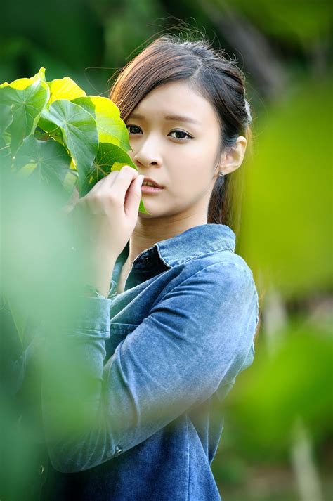 taiwan girl emily “small fresh black silk denim girl” outer photography share erotic asian