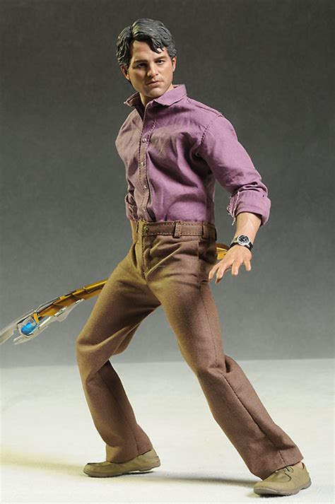 Review And Photos Of Avengers Bruce Banner 16th Action Figure By Hot Toys