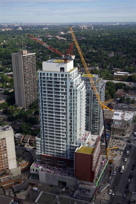 Crane Comes Down At Topped Out Whitehaus Condos Urbantoronto