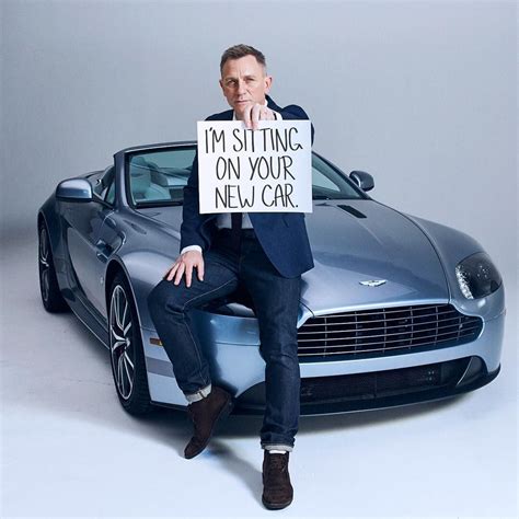 I Daniel Craig Daniel Craig James Bond Suit Aston Martin Vantage