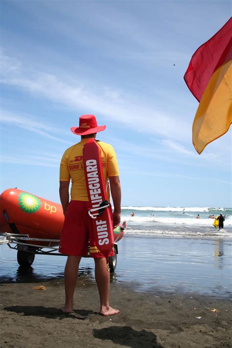 Surf Lifeguards Prepare To Conclude Beach Patrols Scoop News