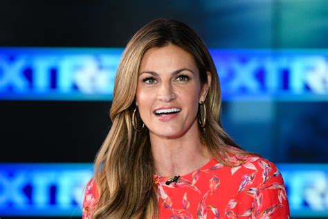 Nfl World Reacts To Erin Andrews Career Admission The Spun Whats