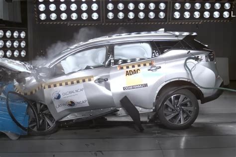 Απέτυχε παταγωδώς το Nissan Murano σε Crash Tests Autogreeknews