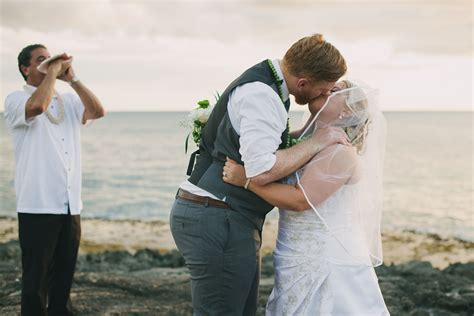 Hawaii Elopement Packages | Elope in Hawaii the Easy Way! | Hawaii elopement, Hawaii, Hawaii dress