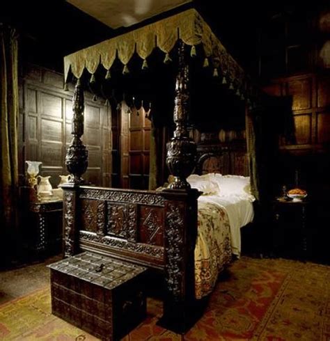 Elizabethan Bed Gorgeous Medieval Renaissance Middle Ages Pin