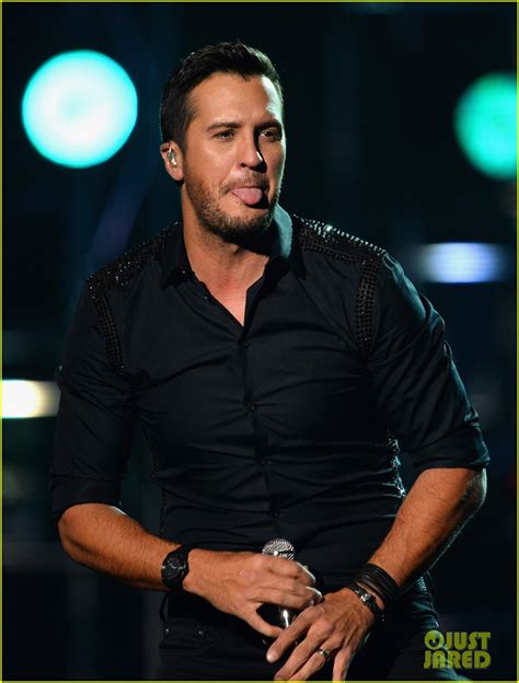 Luke Bryan Crashes The Party At Billboard Music Awards 2014 Photo