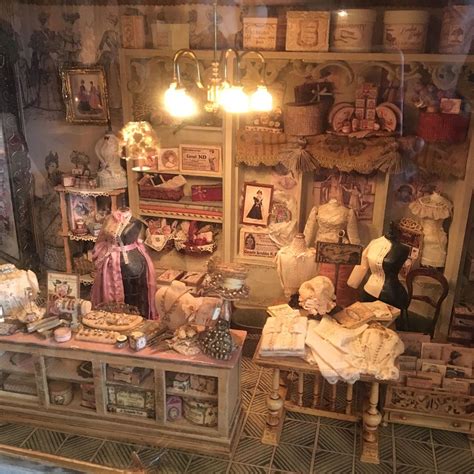2018 Miniature Antique Shop Dollhouse ♡ ♡ In Roseribbon Dolls House