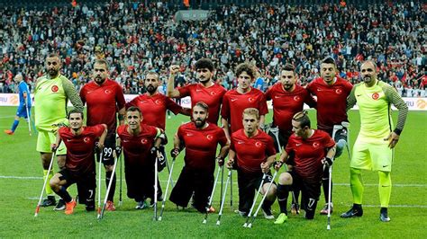Ne ligi savunmatiktir ne de milli takımı. Ampute Futbol Milli Takımı çeyrek finalde