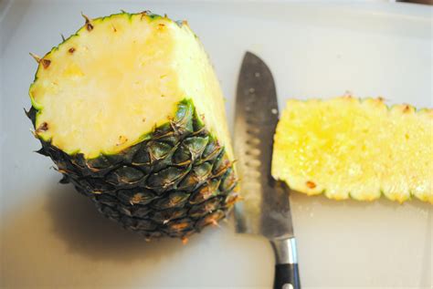How To Cut A Pineapple The Cocina Monologues
