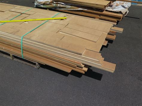 Pallet 34 Plywood Riping 14 Layer X 40x8 Oahu Auctions