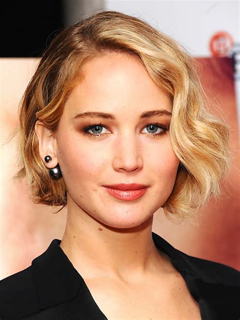 Jennifer Lawrences Most Iconic Hairstyles Stylight Stylight