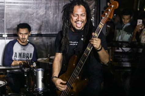 Learn how to play :auhtor_name chords. Steven & Coconut Treez Bersatu Lagi - Medcom.id