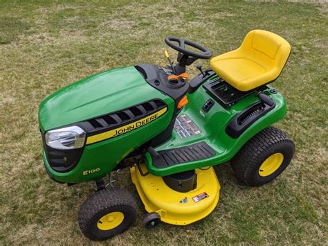 John Deere E100 Lawn Mower For Sale In Yalesville Ct Offerup