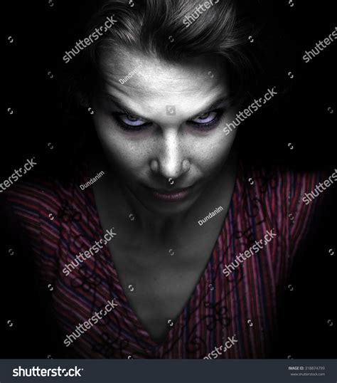 Scary Spooky Evil Woman Dark Foto Stok 318874799 Shutterstock