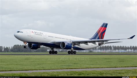 N855nw Delta Air Lines Airbus A330 200 At Amsterdam Schiphol