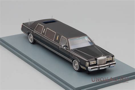 Lincoln Towncar Formal Limousine Stretch 1985 Black