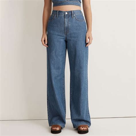 These New Wide Leg Madewell Jeans Remind Us Of Anne Hathaways