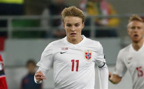 In the game fifa 21 his overall rating is 83. Officielt: Martin Ødegaard skifter til Arsenal