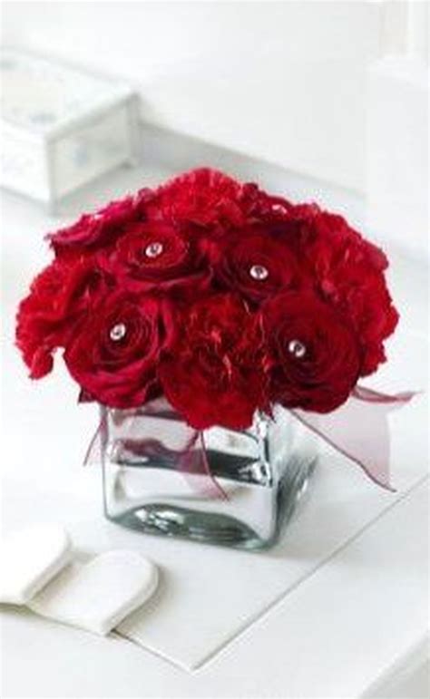 Excellent Valentine Floral Arrangements Ideas For Your Beloved People