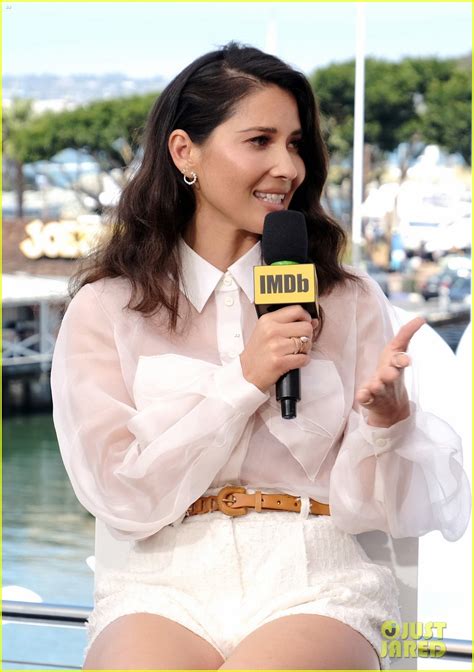 Olivia Munn Joins The Rook Cast At Comic Con 2019 Photo 4323977